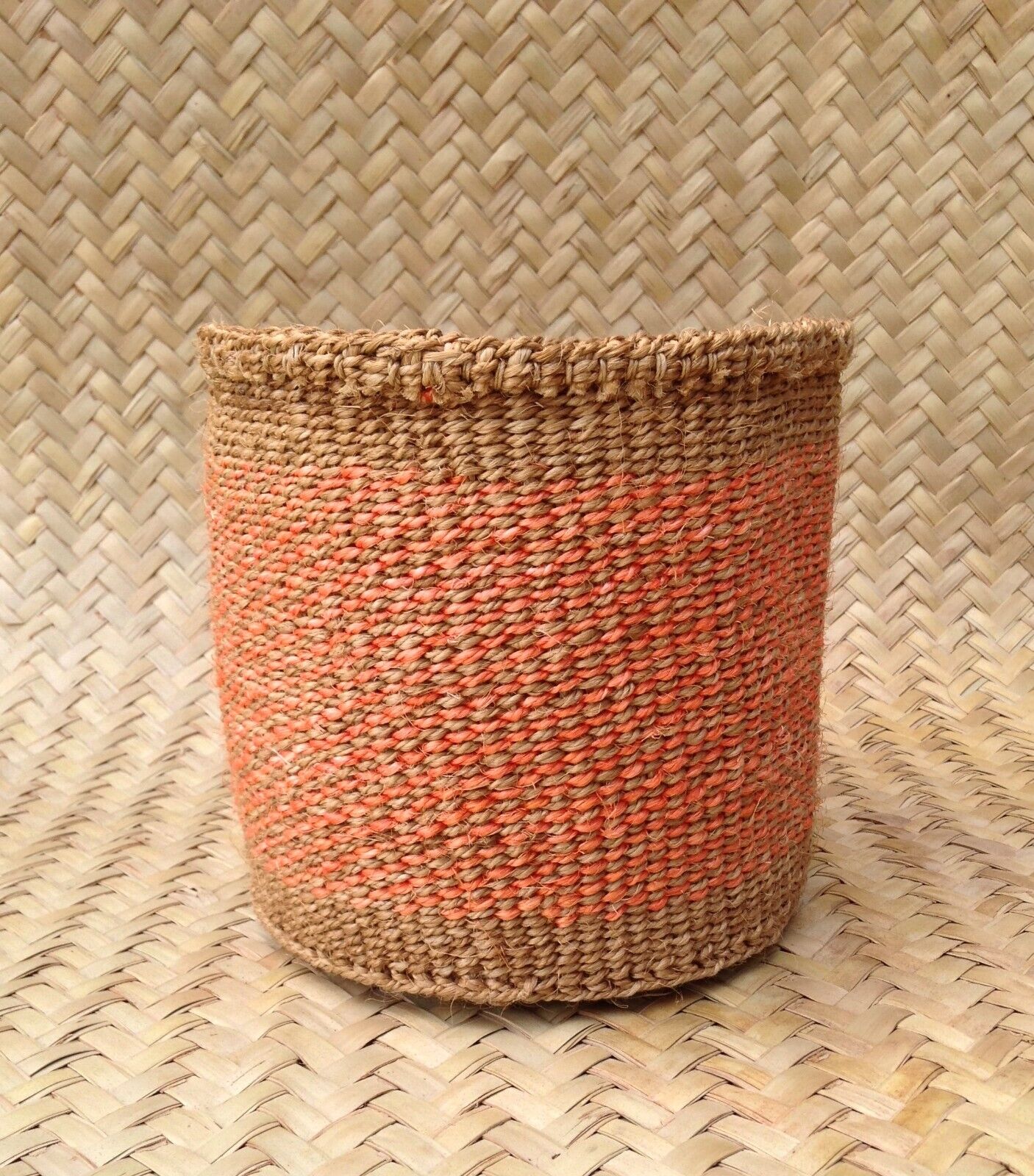 African Kiondo Basket Woven Sisal Storage Planter Kenyan Made Size 8 in /20.3 cm