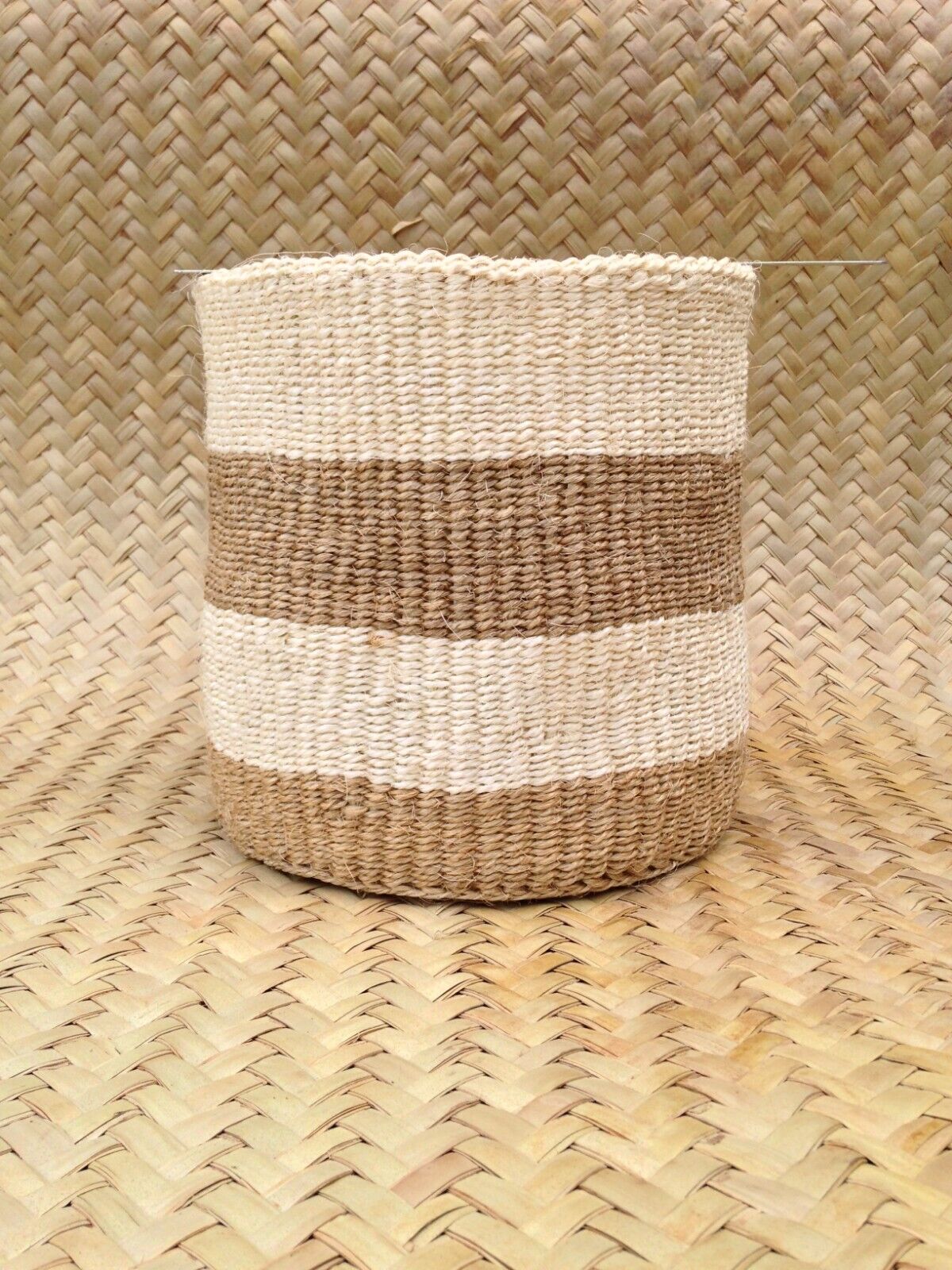 African Kiondo Basket Woven Sisal Storage Planter Kenyan Made 10.5 in/27cm Beige